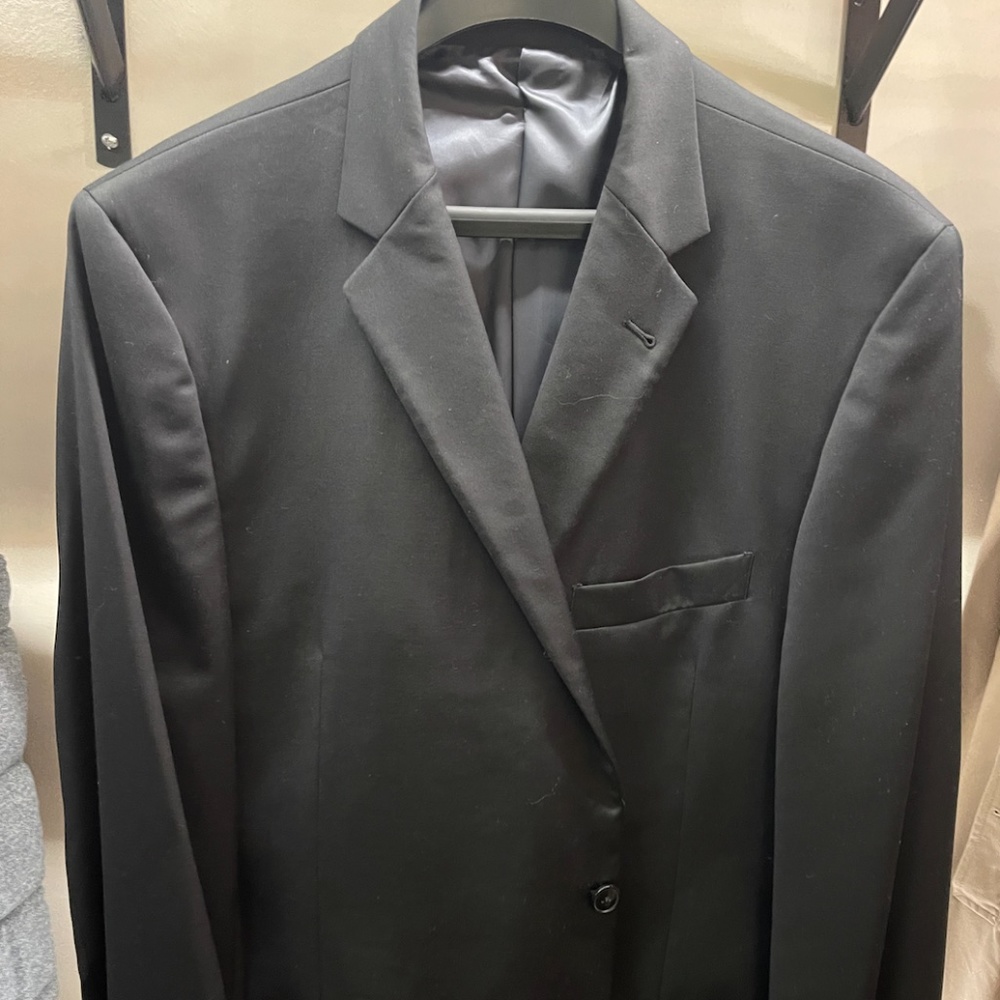 Black Men's Joseph Abboud Suit